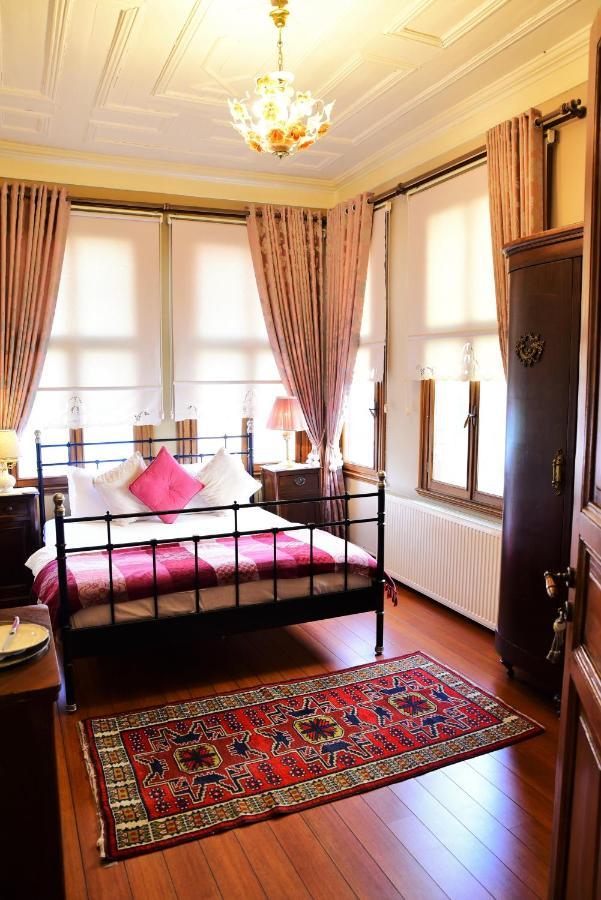 Ottoman Suites By Sera House Istanbul Exterior photo