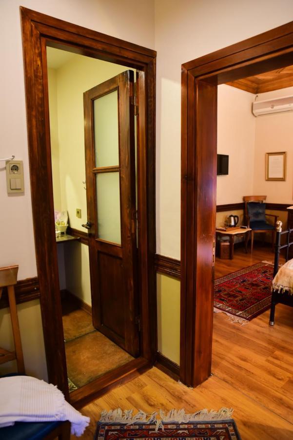 Ottoman Suites By Sera House Istanbul Exterior photo