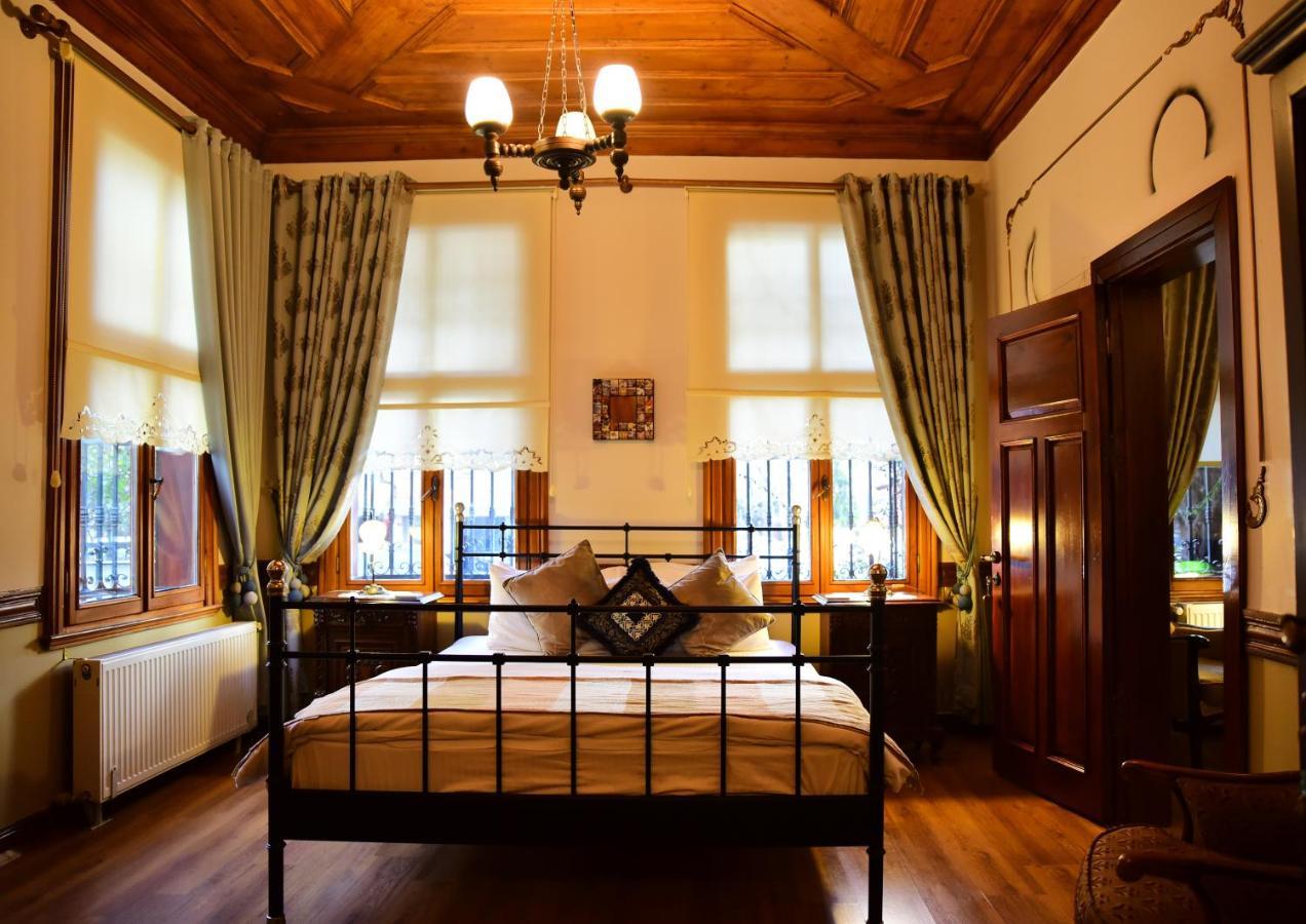 Ottoman Suites By Sera House Istanbul Exterior photo